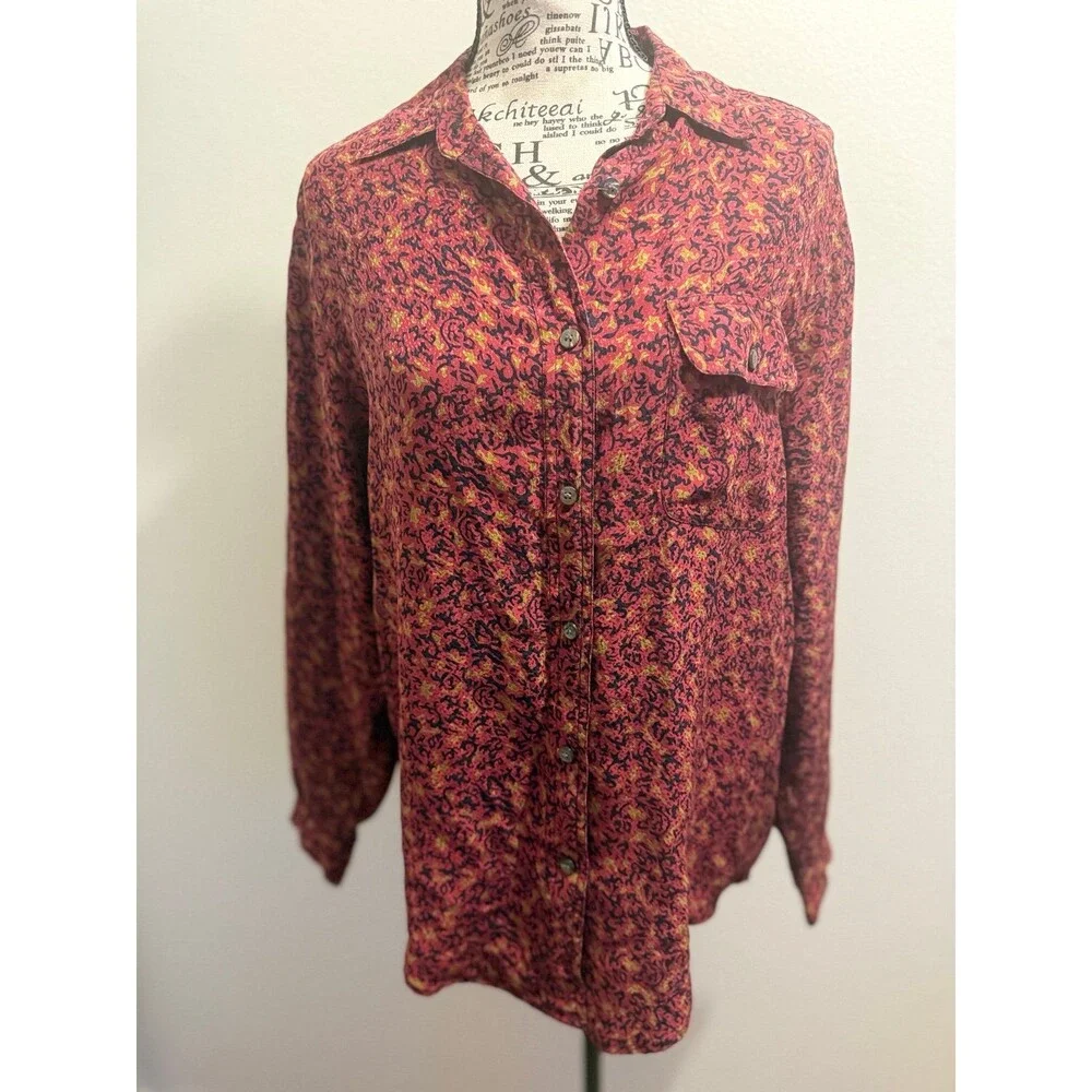 August Silk Red Black Gold Patterned 100% Silk Cottage Core Button-Up Shirt M
